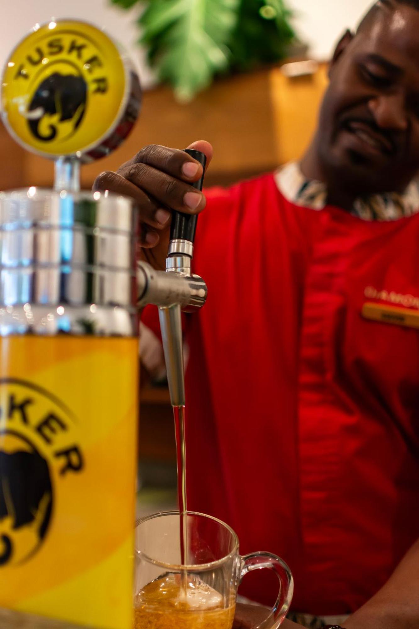 منتجع ليجر لودج بيتش آند جولف شاطئ دياني المظهر الخارجي الصورة A beer tap