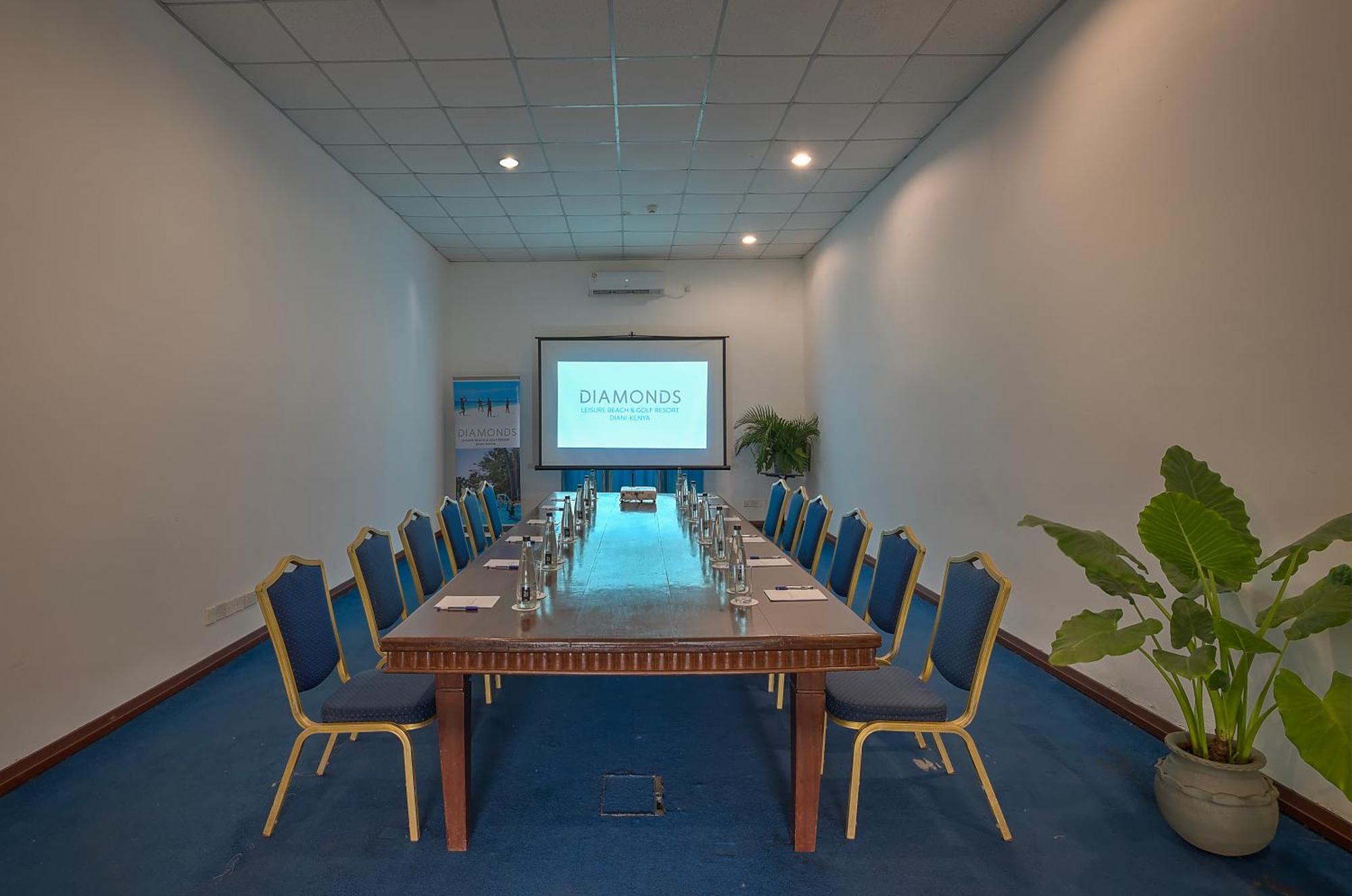 منتجع ليجر لودج بيتش آند جولف شاطئ دياني المظهر الخارجي الصورة Meeting room